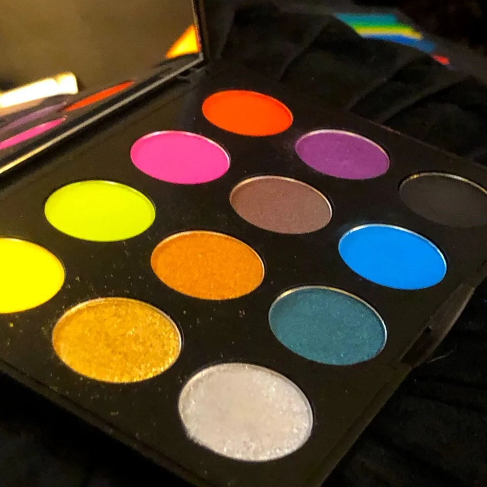 Mac cosmetics - Picture 1 of 6